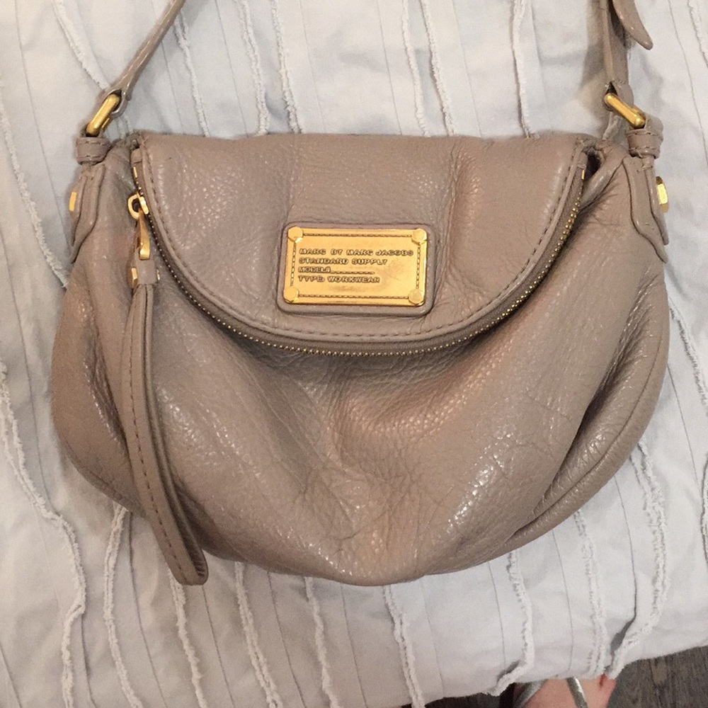 Marc Jacobs - The Classic Leather Mini Crossbody